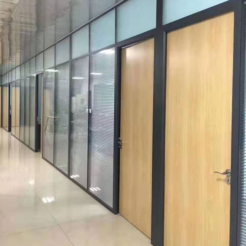 细谈一下那些不靠谱的玻璃草莓视频APP黄污公司